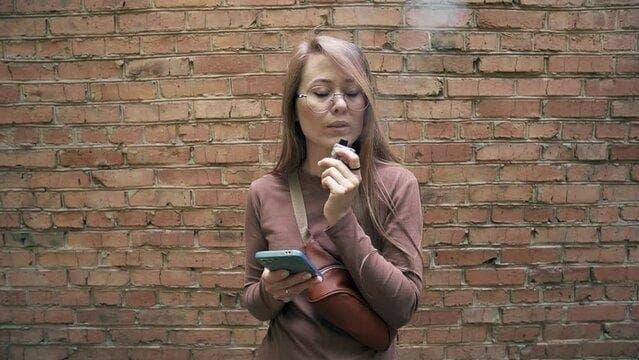 e-zigarette nikotinfrei Ratgeber für Umsteiger Testsieger Vergleich und Liquid Tipps