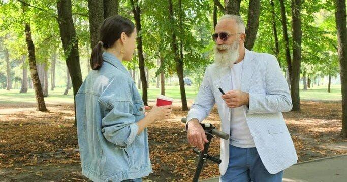 adventskalender liquid e-zigarette entdecken – 24 liquid-Proben und Aroma-Highlights für Dampfer